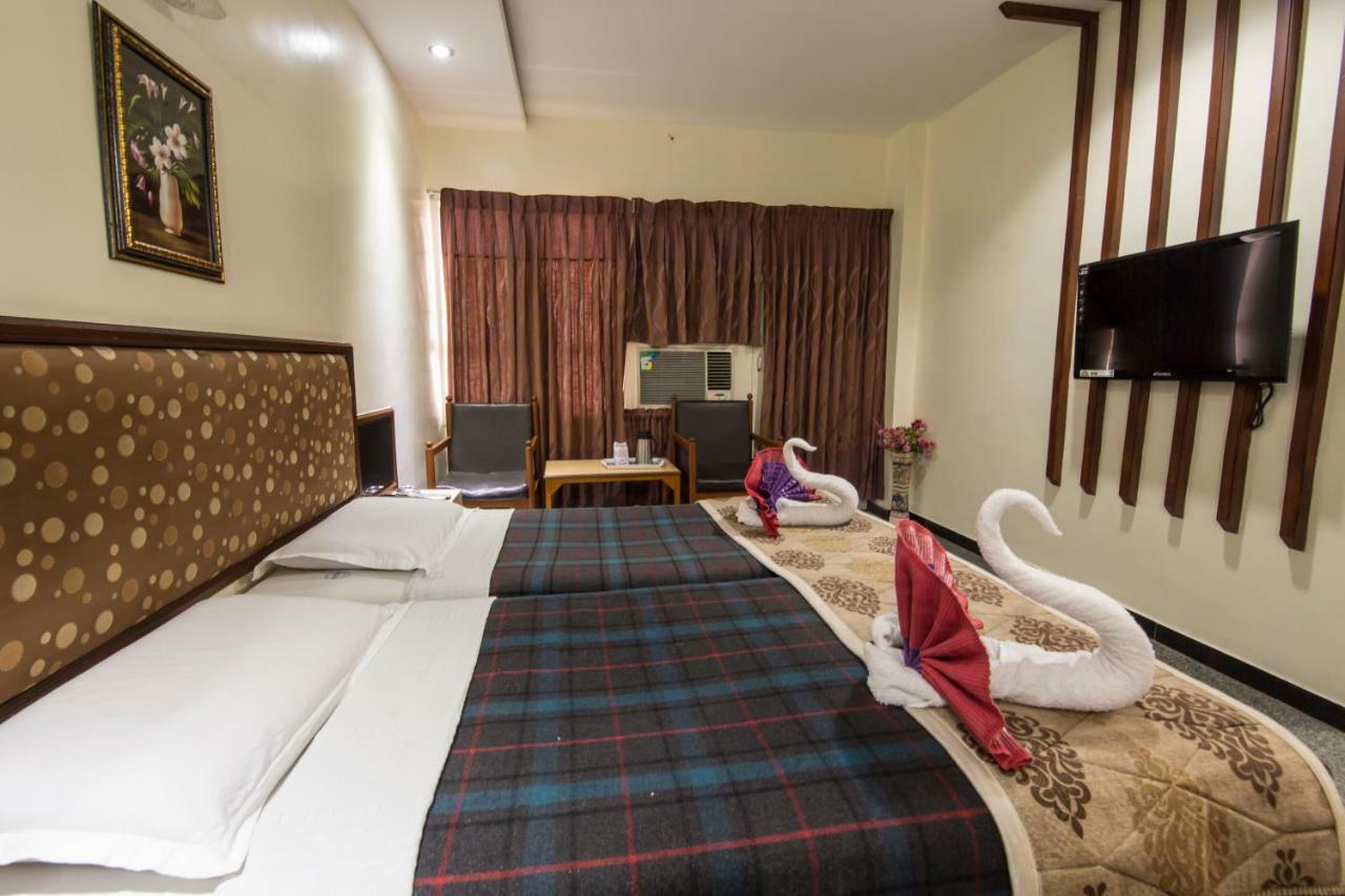 Hotel Aryaas Palayankottai Dış mekan fotoğraf
