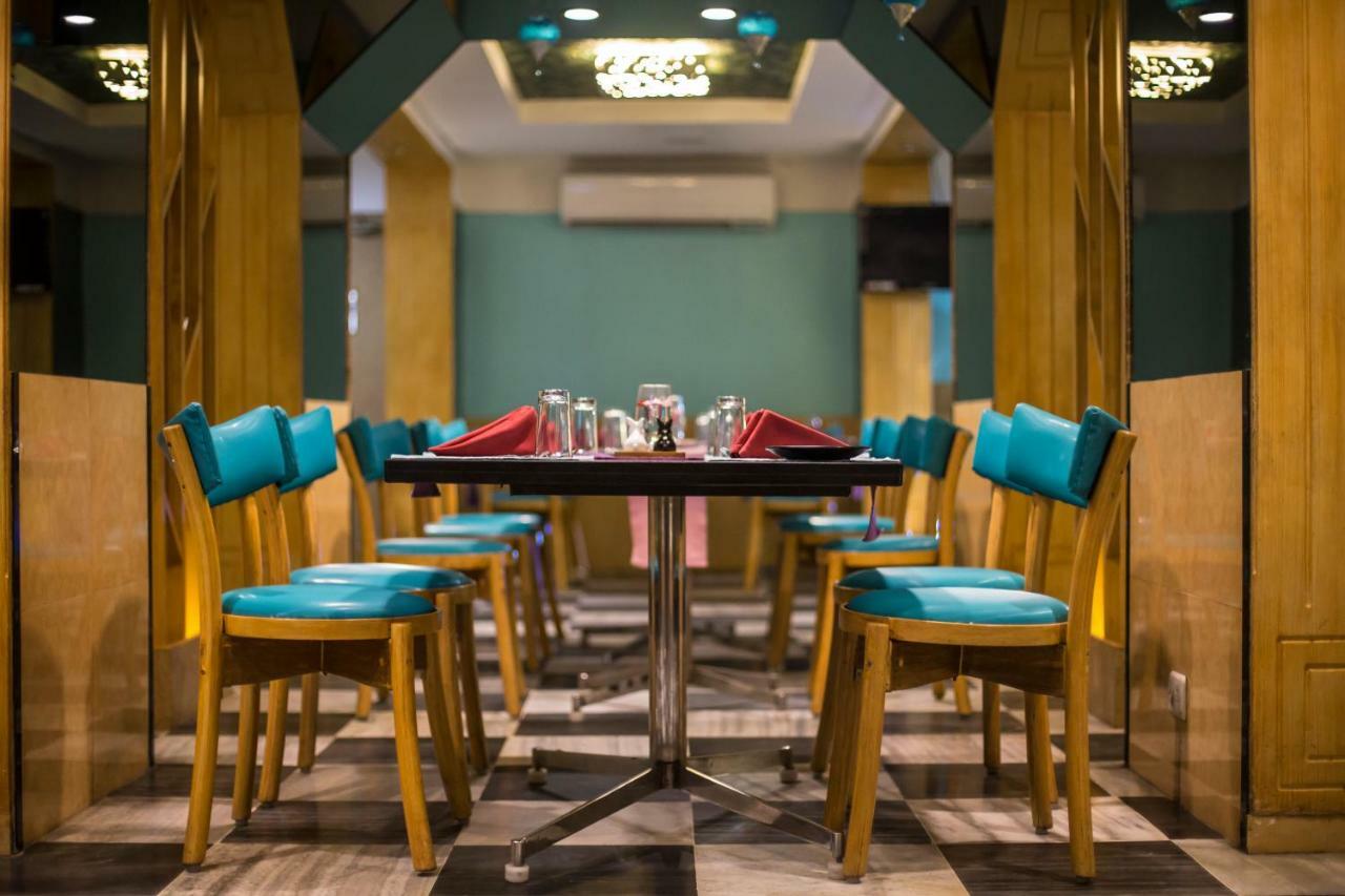 Hotel Aryaas Palayankottai Dış mekan fotoğraf