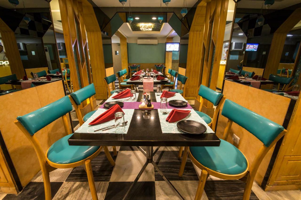 Hotel Aryaas Palayankottai Dış mekan fotoğraf